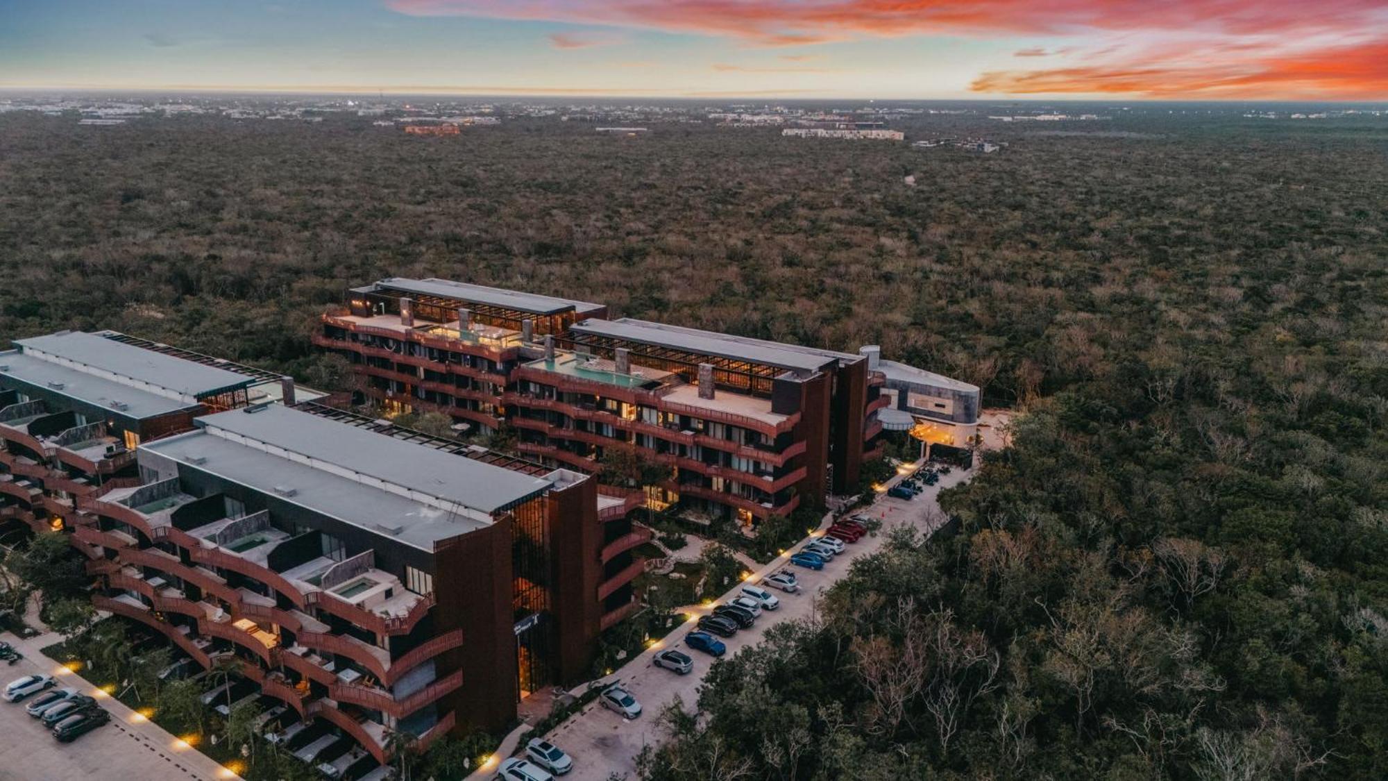 Bright 2br Amira District Gem With Shared Pool