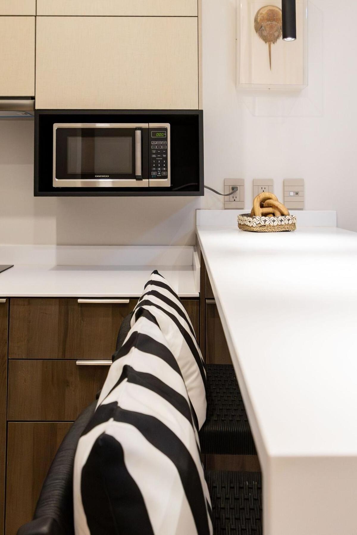 Art House - Filtered Water & 2 Free Clubs Zone Tulum