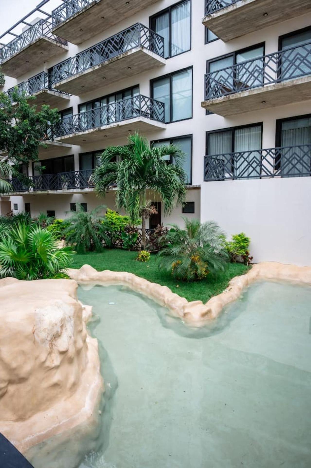 Retreat Pool Gym & Great Location Apartment Tulum