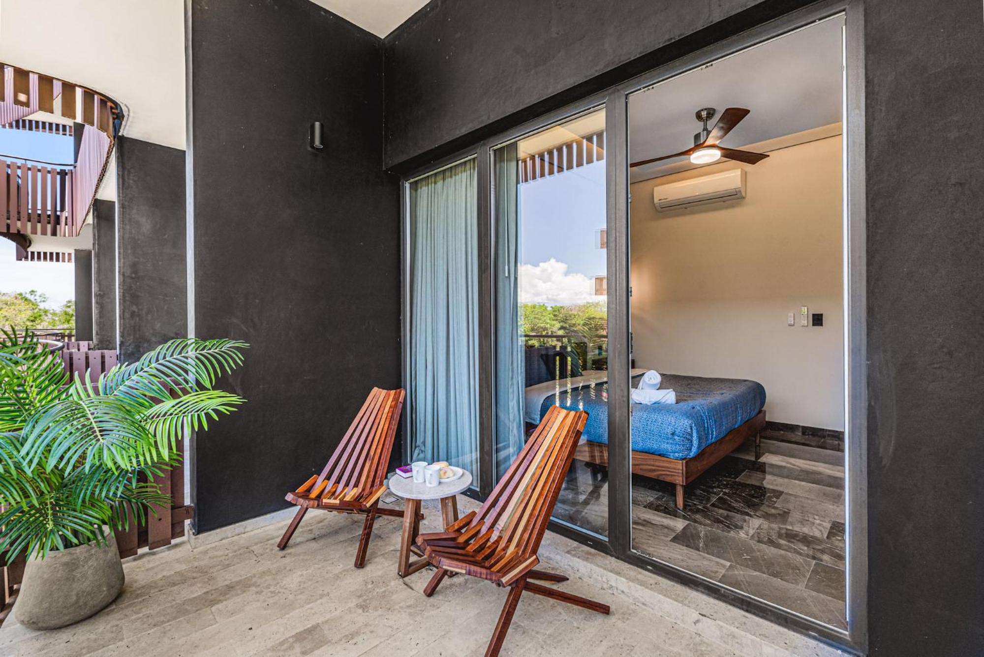 Apartment Walk To 1br 4 Guests Kids Area Office *