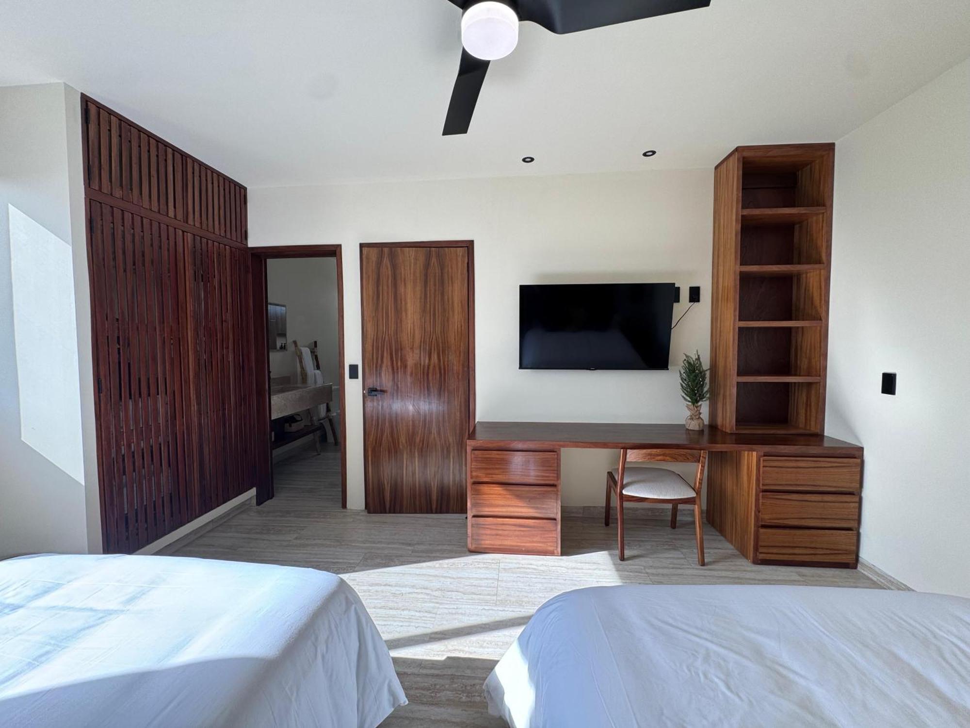 Luxury 2 Bd Roof Private Pool - Jungle View