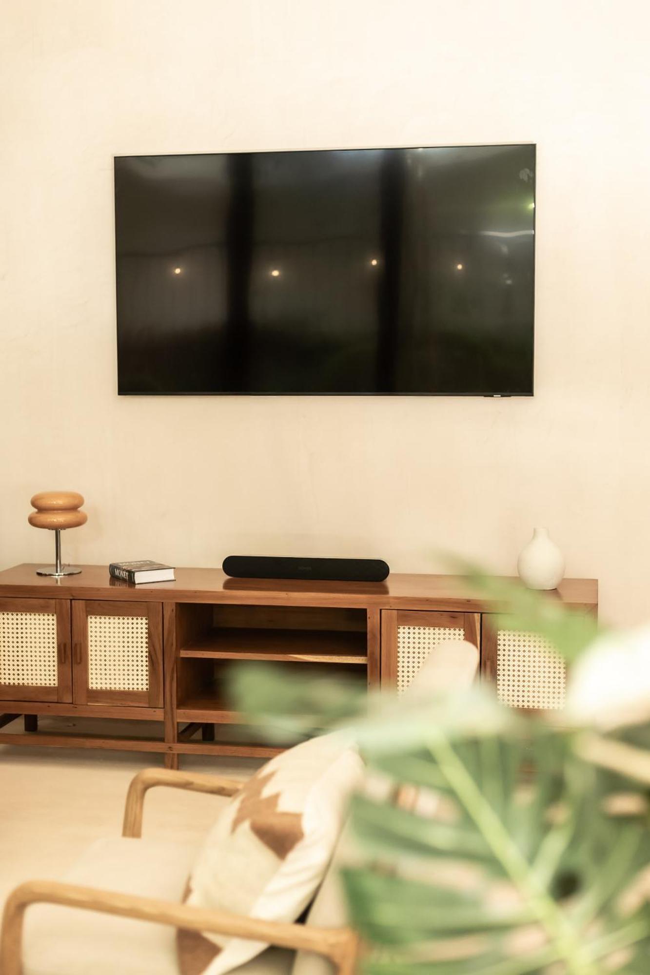 Bt Homes - - De Lujo En La Selva Con Piscina