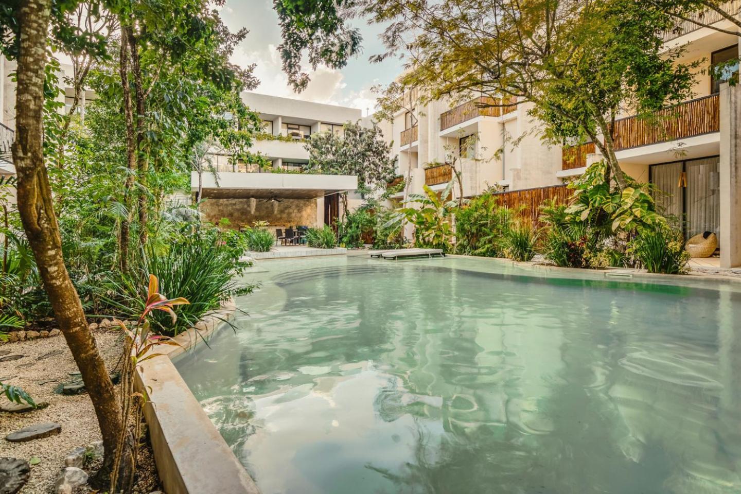 Palalma Casa Luxury 2br & Iconic Pool Apartment *