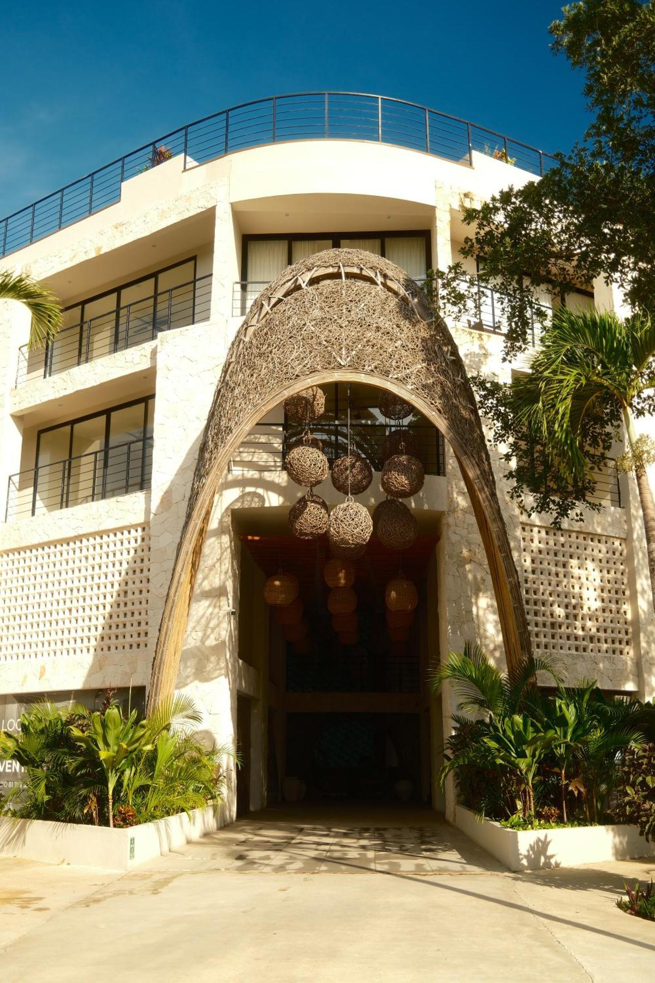 Downtown Penthouse With Private Pool, Rooftop Pool And Gym, Short Distance From Beaches, Restaurants & Nightlife * Tulum