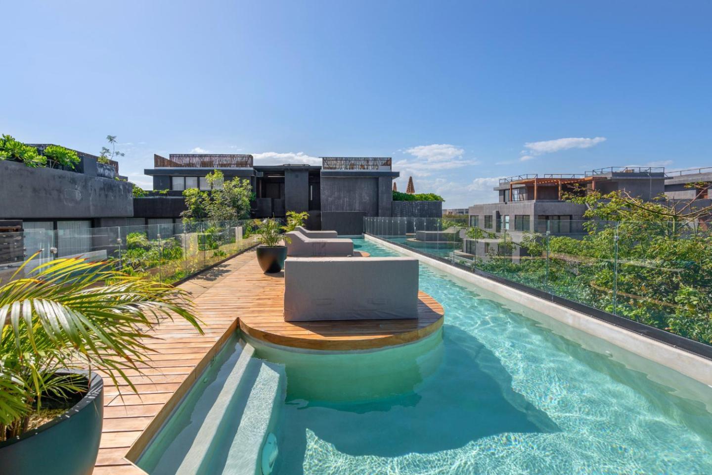 Exclusive 2br Lock-off Huge Terrace & Private Pool Humana Apartment *