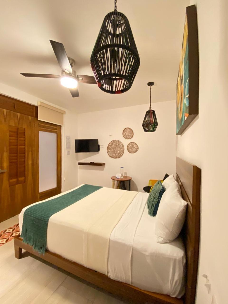 Latino Boutique 3*