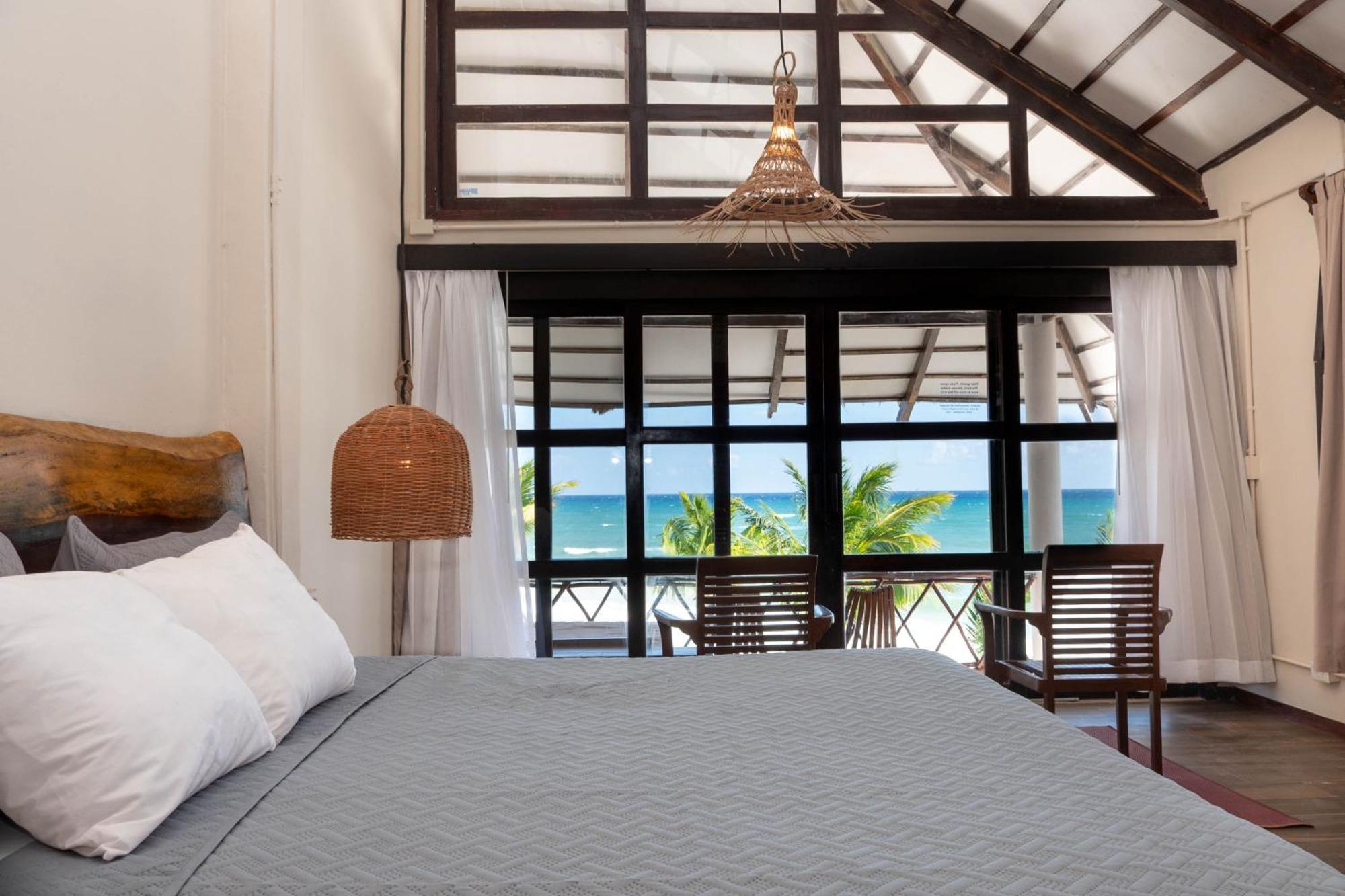 Hotel Cabanas Los Lirios Tulum Hotel