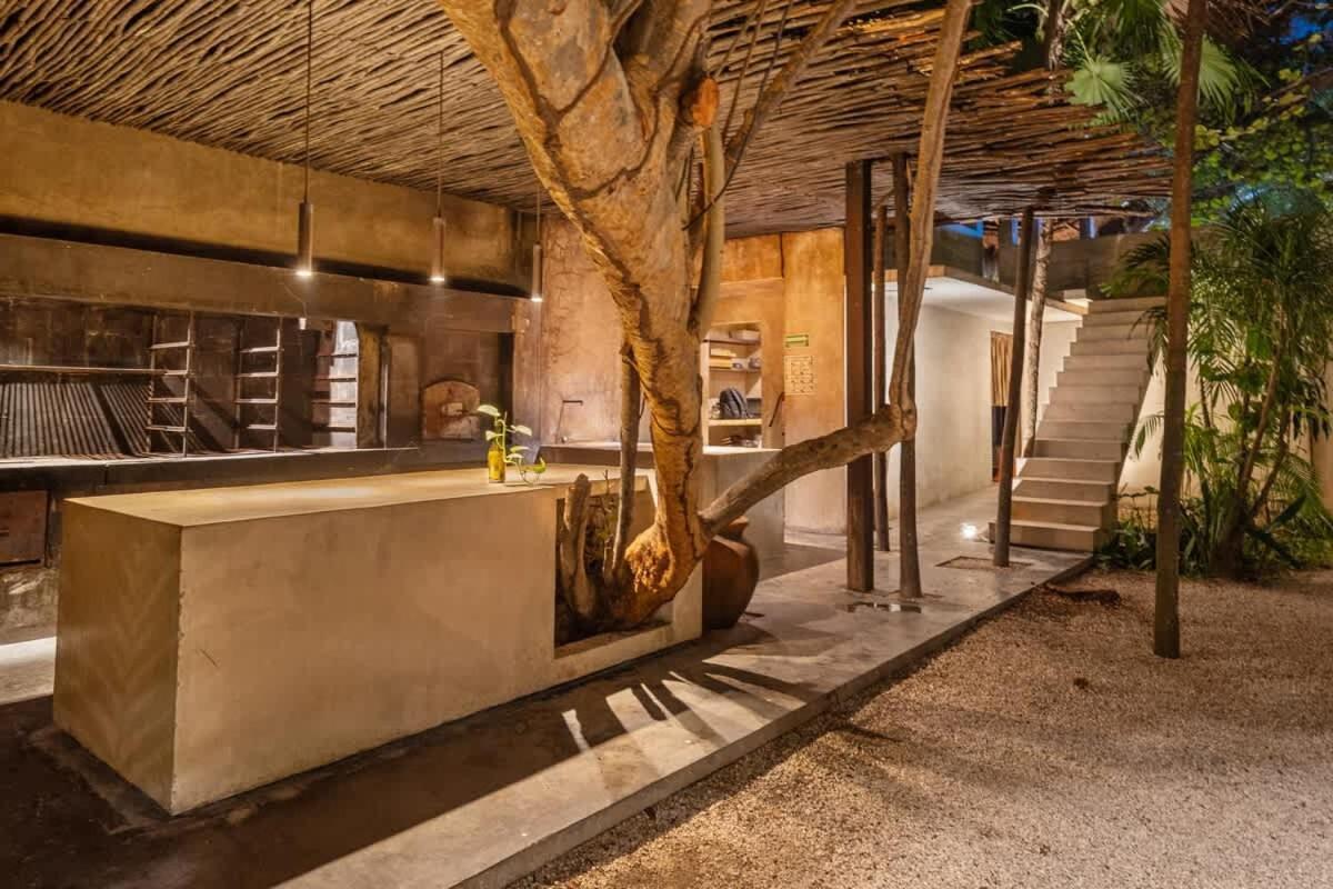 Tree House - Access - *