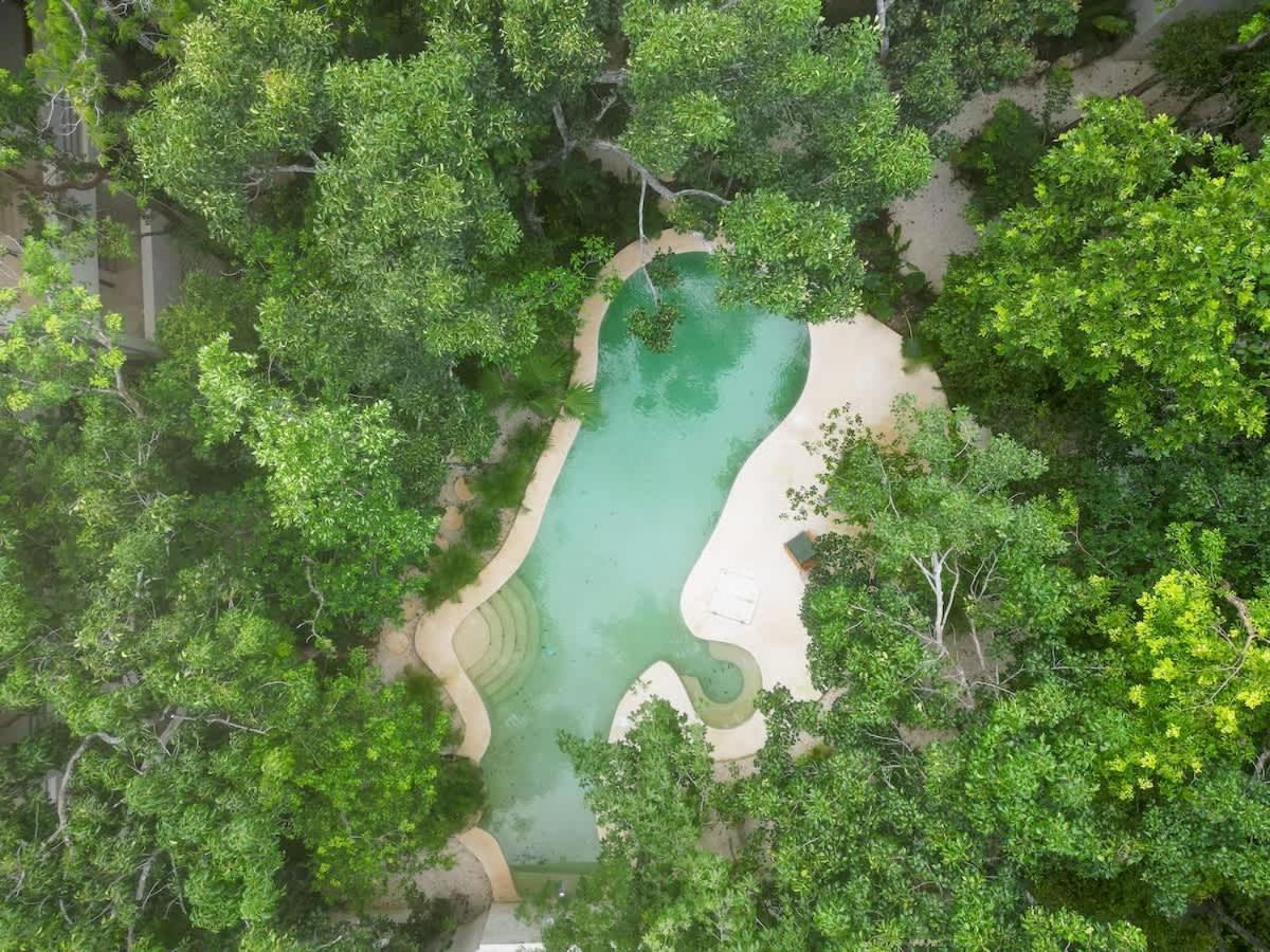 Private 9br Luxury Compound With Private Plunge Pools