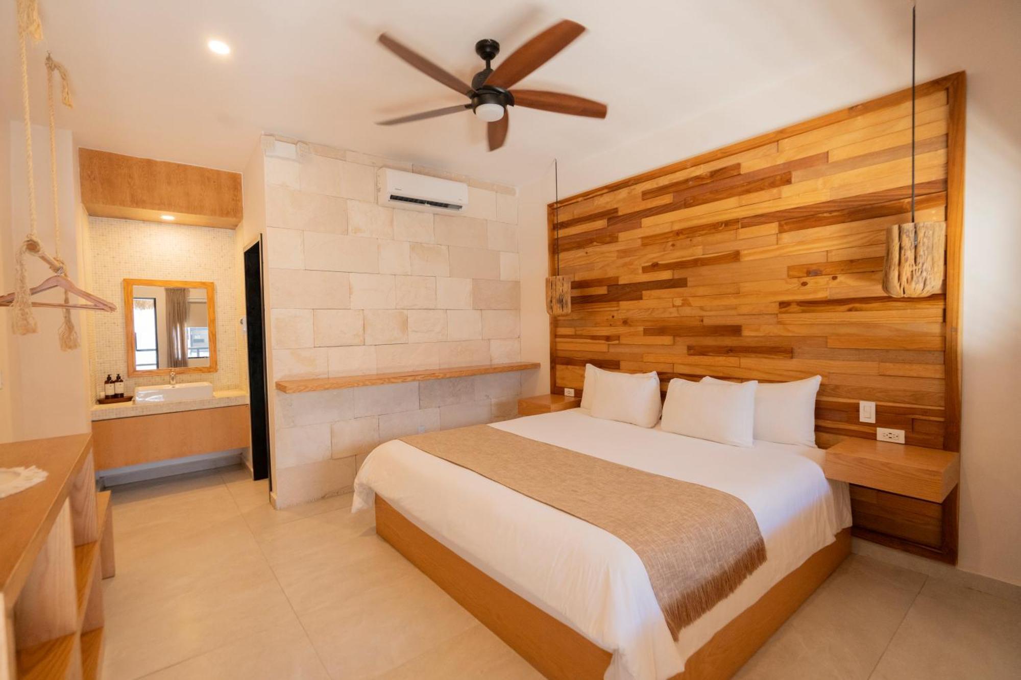 Mayan Monkey - Social (adults Only) * Tulum
