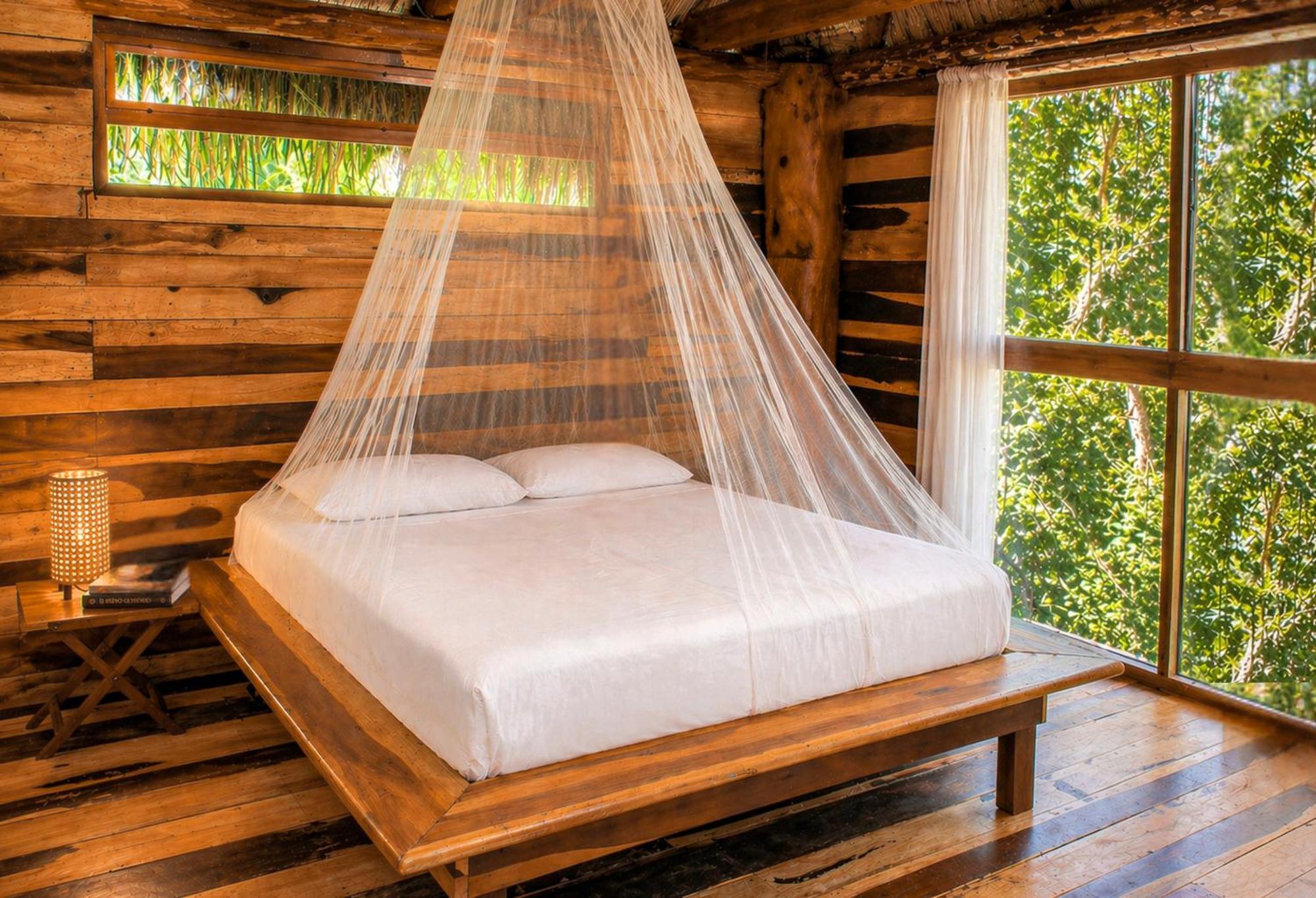 Treehouse H2ojos Lodge