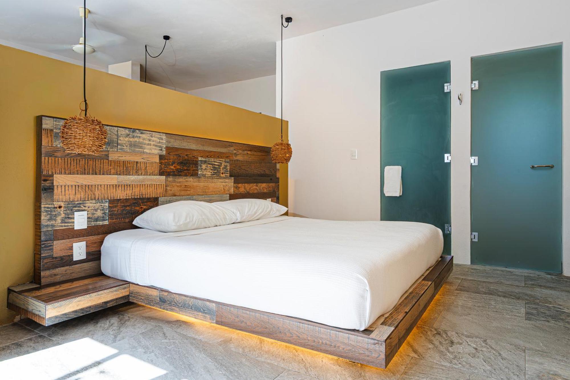 Kuun Taak Hotel 3*
