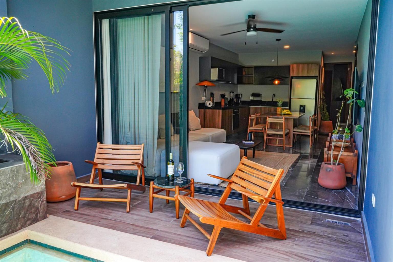 Family 2 Bedrooms Swim Up * Tulum