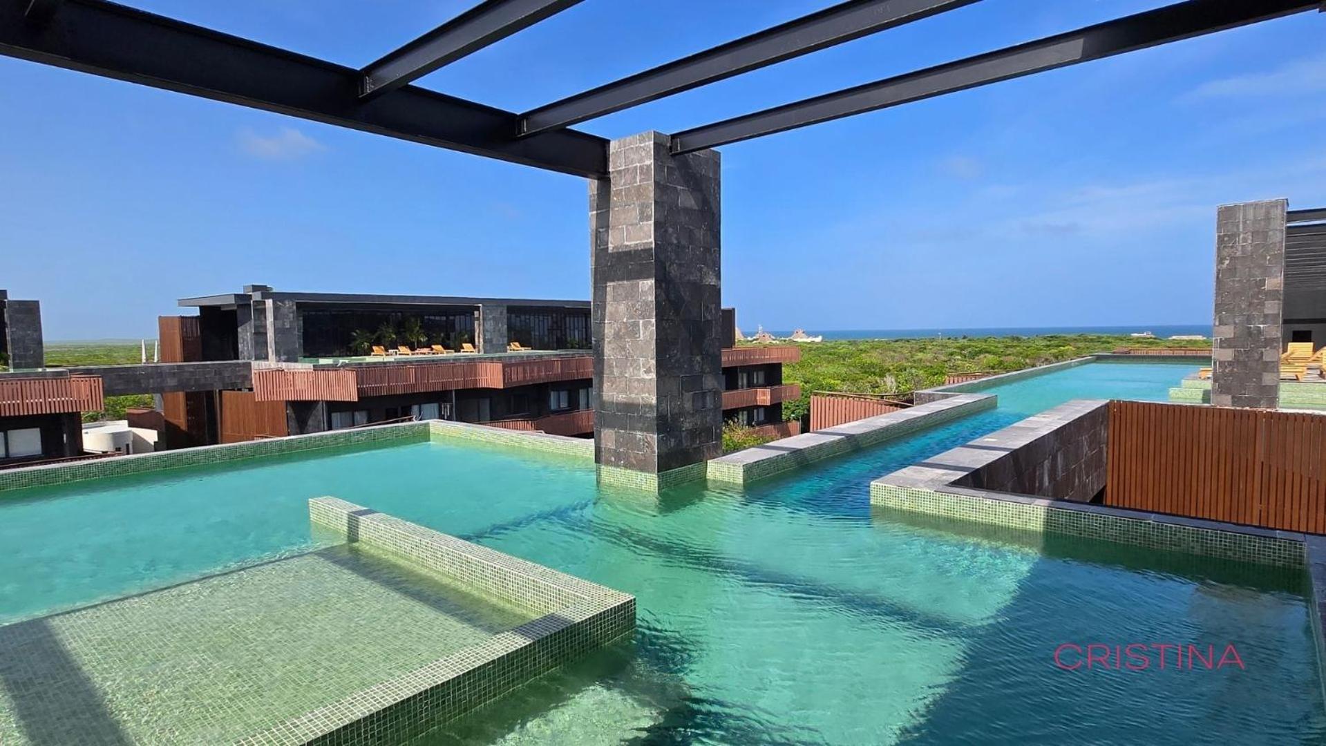 Art House - Filtered Water & 2 Free Clubs Zone Tulum