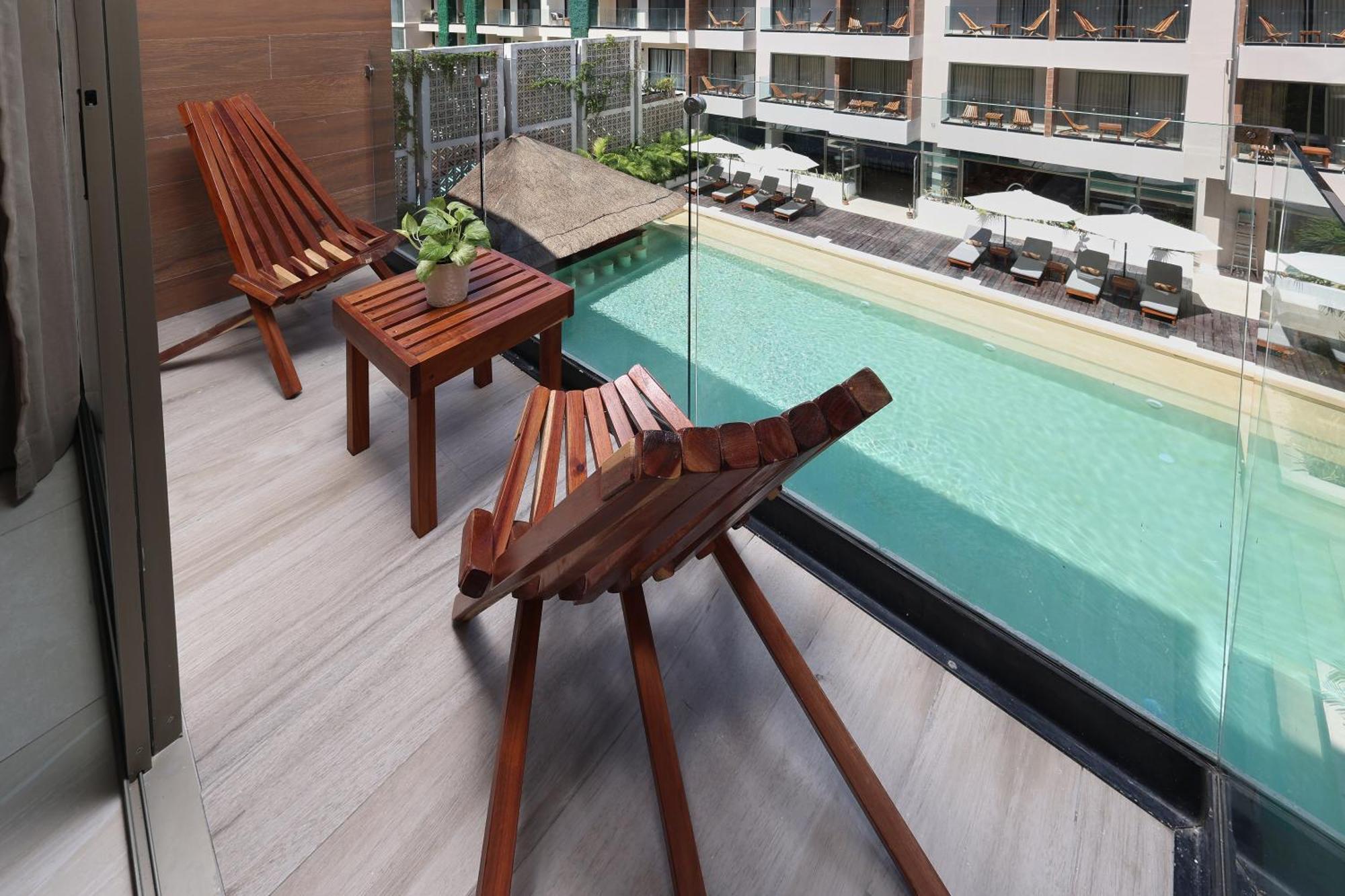 Hotel By Ihg