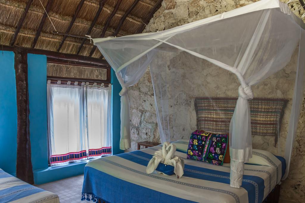 Hemingway Romantic Eco Hotel 4*