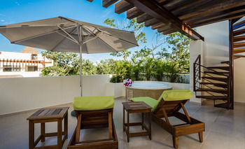 Casa Prieta Penthouse Hotel