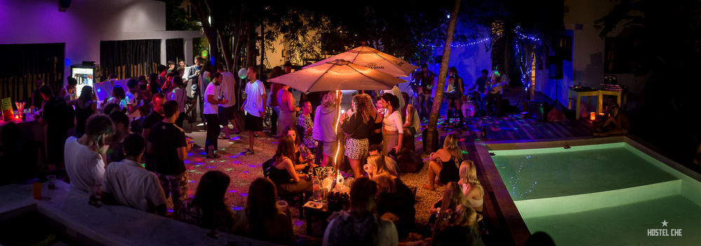Che & Bar Adults Only Hostel