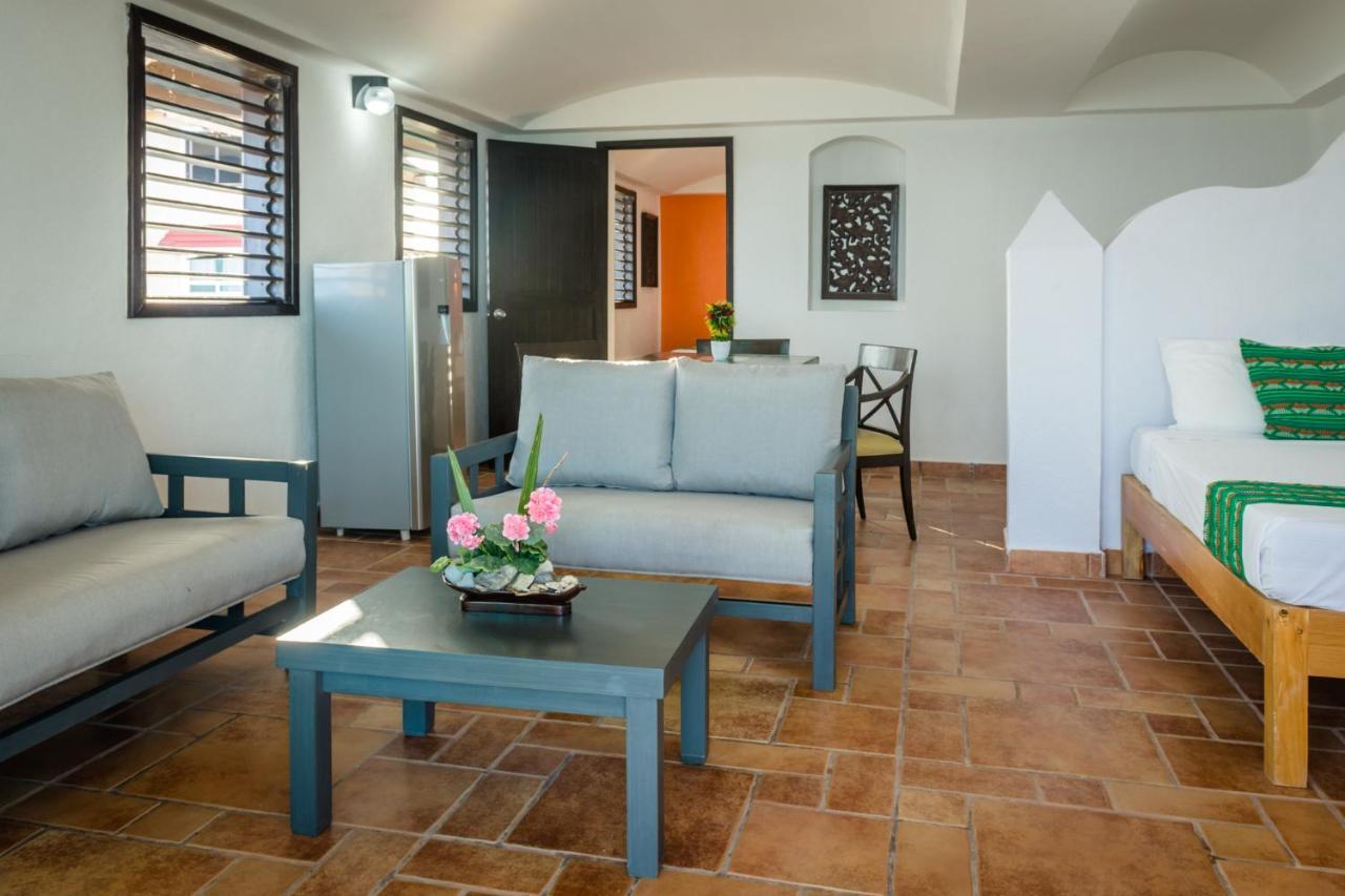 Hotel Caleta Tankah 3*