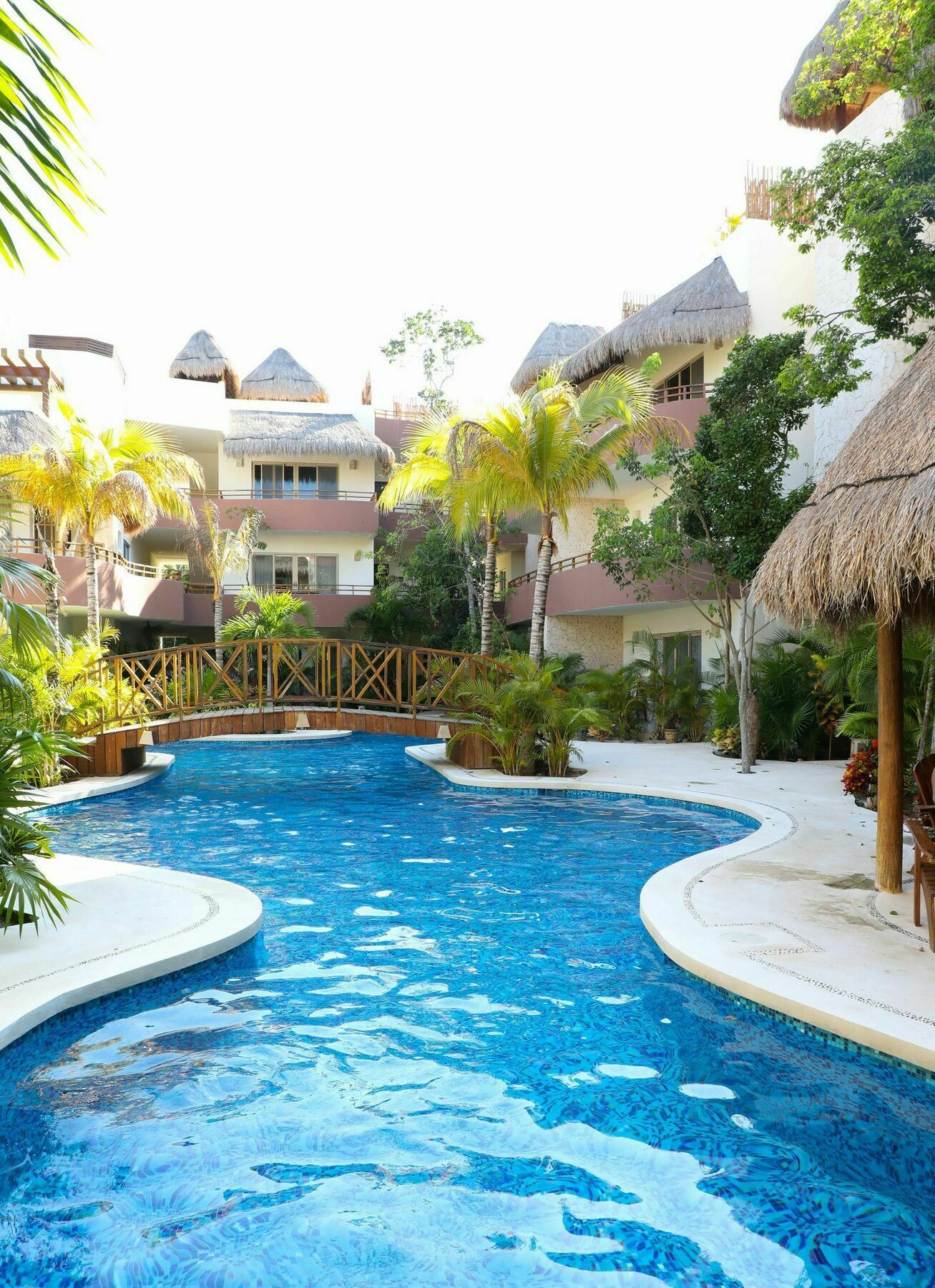 Apartment Blue 2 Brm Sleeps 5 *