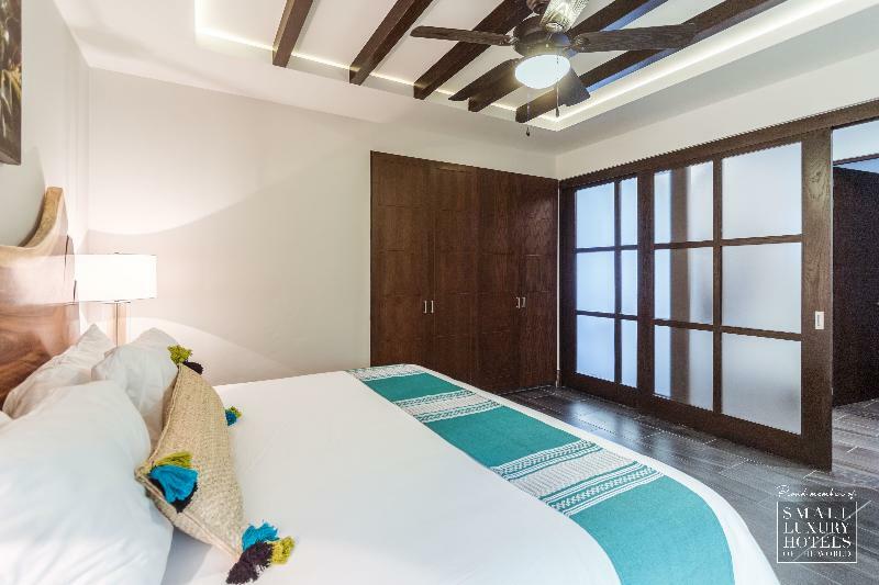 Kasa Parota 3*
