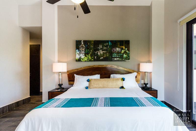 Hotel Kasa Parota 3*
