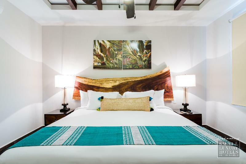 Kasa Parota Hotel 3*