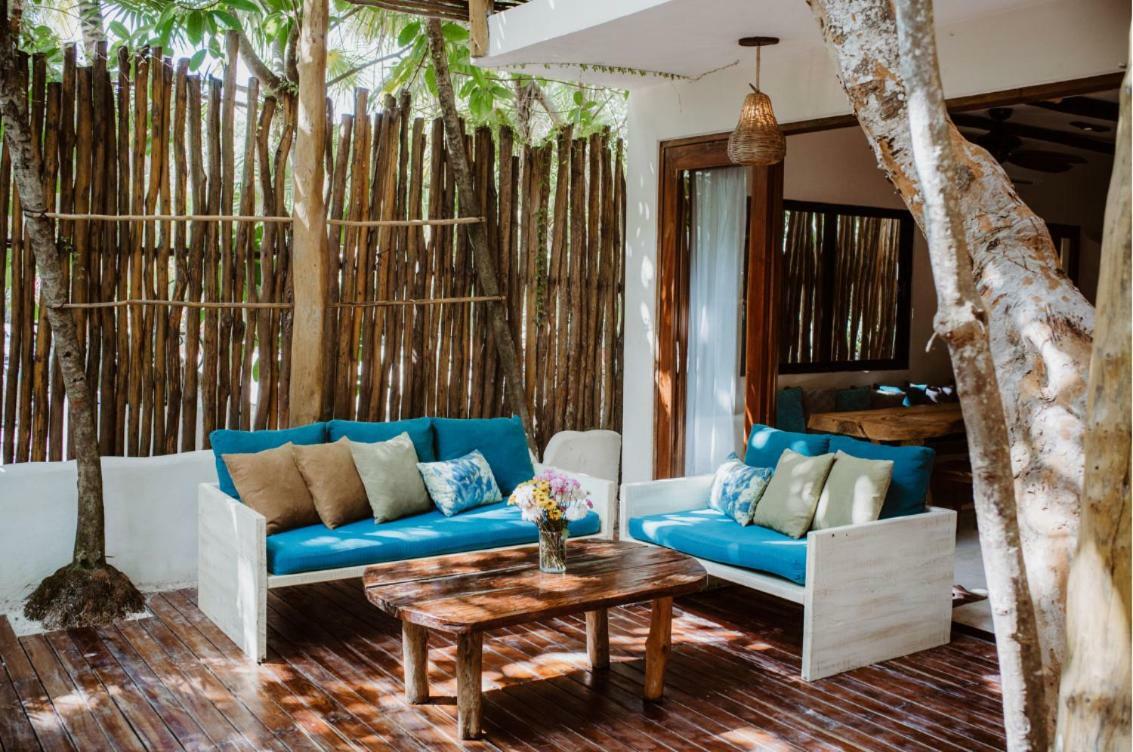 Villa Beachfront On Zone *
