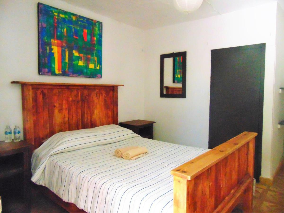 Crucero Bed & Breakfast *