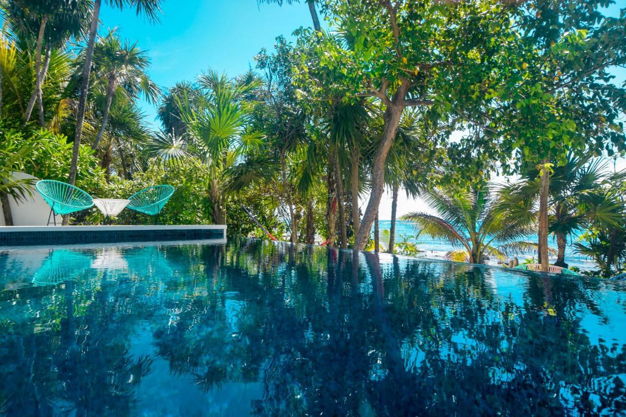 La Maison Manati, Beachfront, Infinity Pool, Cooking Service Included Villa Tulum