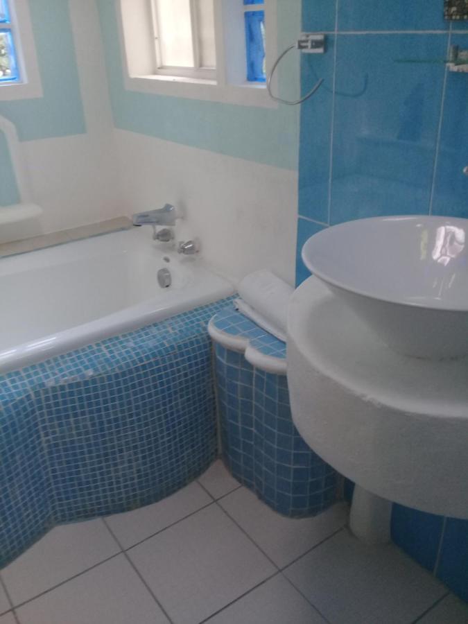 Jazba Jungle Retreat Hotel