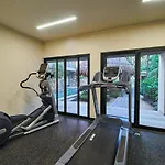 Luxury Poolside Gem With Pool, Jacuzzi & Gym Tulum