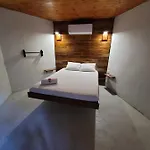 Pensión Hostal Malakai Cabañas&dorms *