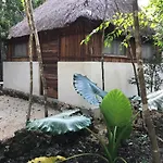 Bayou Hotel 2*