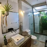 Katalox Jungle Lofts By Simply Comfort Centre Rooftop Patio & Pool