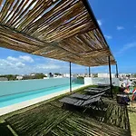 Katalox Jungle Lofts By Simply Comfort Centre Rooftop Patio & Pool Apartamento
