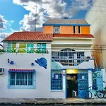 Weary Traveler Hostel