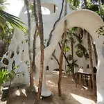 Roc Luxe Tulum