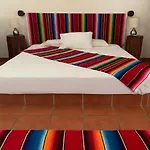 Hotel Lo Nuestro Petit 3*