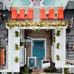 Kings Mansion For 26 Guests! *