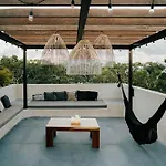 Kings Mansion For 26 Guests! *