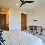 Fancy Tropical Cozy Private Balcony With Plunge Pool Premium Location In Apartamento