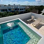 Amazing Luxury Penthouse With Sunset,sunrise View, Private Jacuzzi And Rooftop Pool Apartamento *