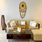 Amazing Luxury Penthouse With Sunset,sunrise View, Private Jacuzzi And Rooftop Pool