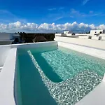 Apartamento Amazing Luxury Penthouse With Sunset,sunrise View, Private Jacuzzi And Rooftop Pool