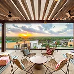 Aloft 4*