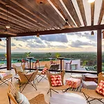 Aloft 4*