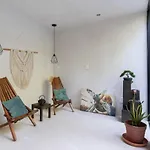 Apartamento Lovely 2-bed In With Private Pool