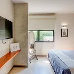 Apartment Chic In The Heart Of By Stella *