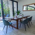 Exquisite Jungle W/private Pool! Apartamento *